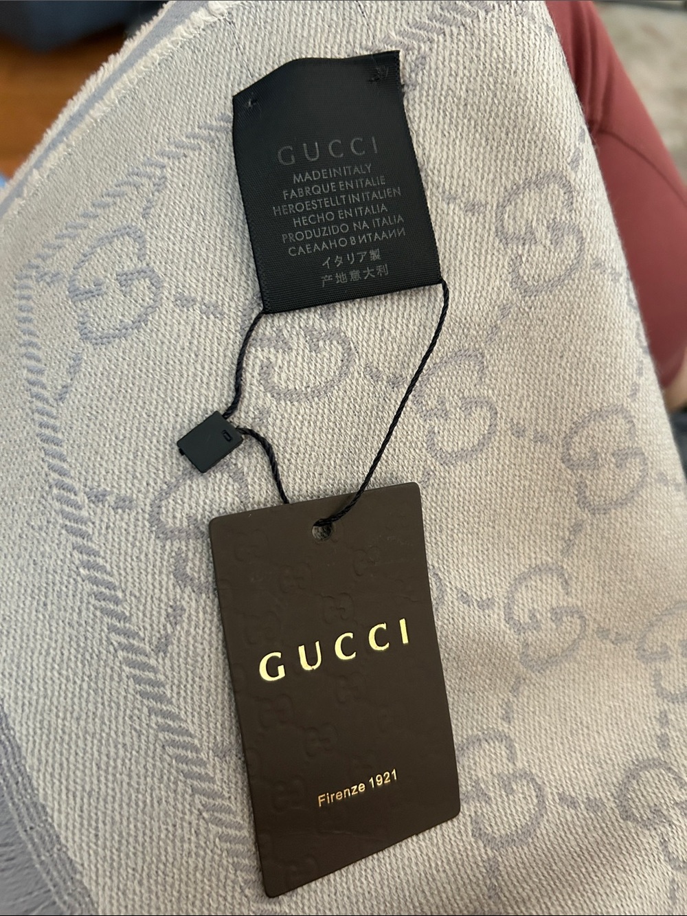 Gucci Cream & Light Gray GG Logo Scarf